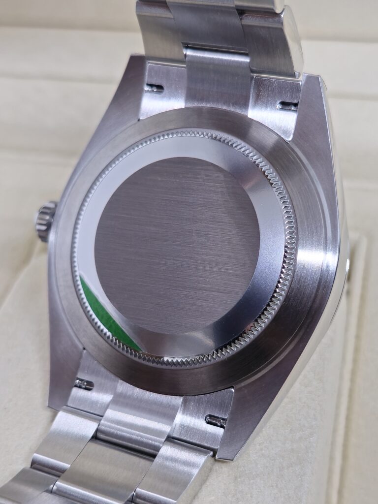 OYESTER PREPETUAL SILVER CHAIN BLACK DIAL